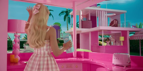 barbie_frame_19.webp