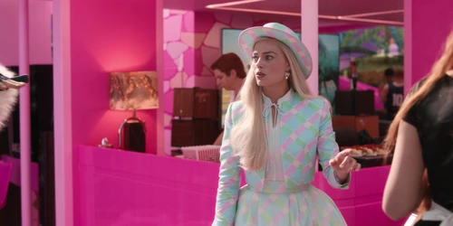 barbie_frame_206.webp