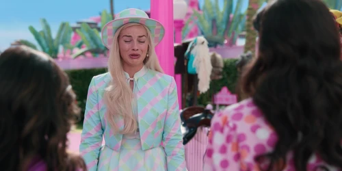 barbie_frame_220.webp