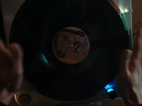 beabadoobee___last_day_on_earth_official_video_frame_62.webp