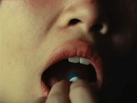 beabadoobee___last_day_on_earth_official_video_frame_66.webp