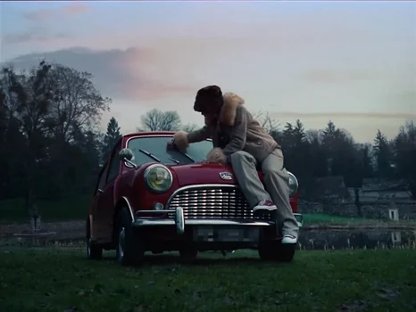 beabadoobee___last_day_on_earth_official_video_frame_74.webp