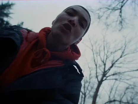 beabadoobee___last_day_on_earth_official_video_frame_78.webp
