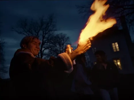 beabadoobee___last_day_on_earth_official_video_frame_84.webp
