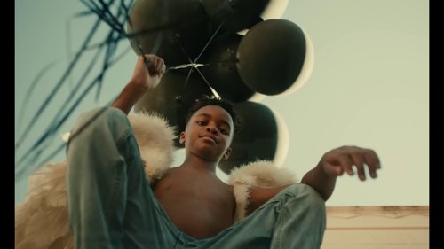 big_sean_-_harder_than_my_demons_(official_music_video)_frame_26.026.jpg