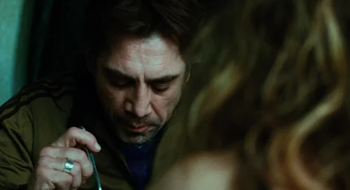 biutiful_frame_112.webp