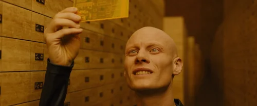 blade_runner_2049_frame_1739044385.628302.webp