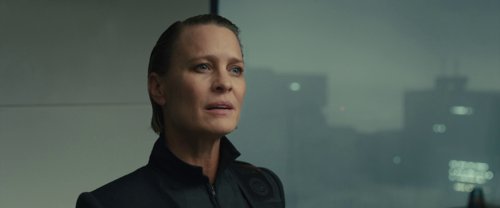 blade_runner_2049_frame_1739044402.1152215.jpg