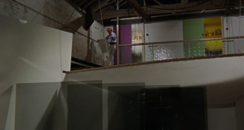 blow-up_frames_frame_216.webp