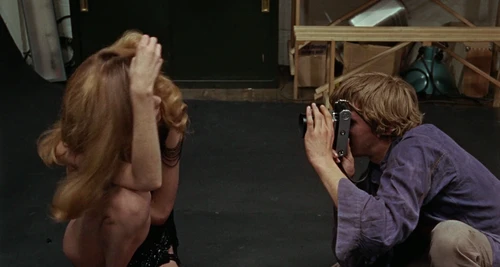 blow-up_frames_frame_34.webp