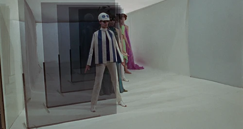 blow-up_frames_frame_54.webp