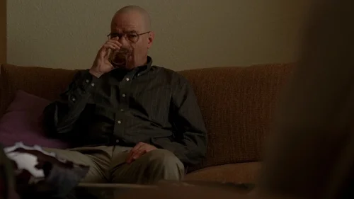 breaking_bad_frames_s5e8_frame_70.webp