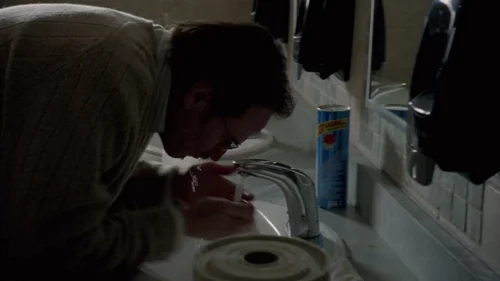 breaking_bad_frames_s1e6_frame_20.webp