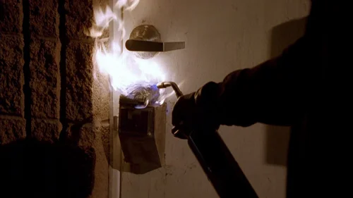 breaking_bad_frames_s1e7_frame_96.webp