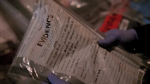 breaking_bad_frames_s5e1_frame_105.webp