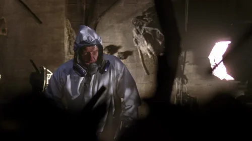 breaking_bad_frames_s5e1_frame_33.webp