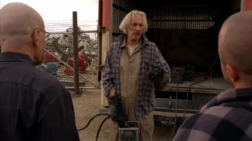 breaking_bad_frames_s5e1_frame_72.webp