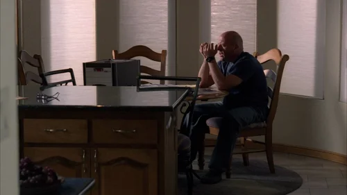 breaking_bad_frames_s5e10_frame_121.webp