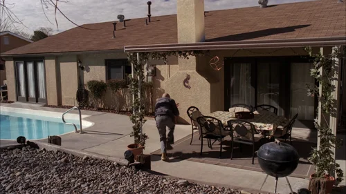breaking_bad_frames_s5e12_frame_2.webp