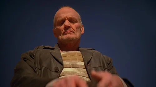 breaking_bad_frames_s5e14_frame_20.webp