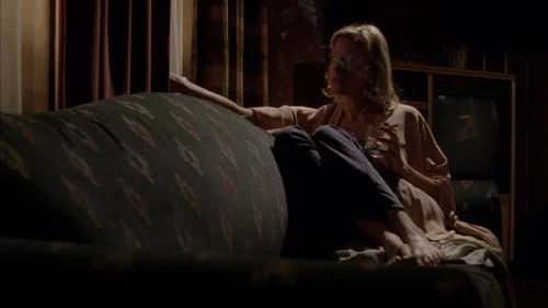 breaking_bad_frames_s5e15_frame_45.webp