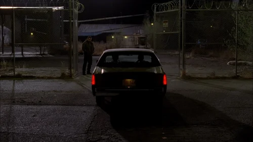 breaking_bad_frames_s5e16_frame_115.webp