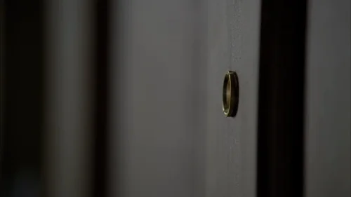 breaking_bad_frames_s5e2_frame_105.webp