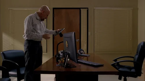 breaking_bad_frames_s5e5_frame_24.webp