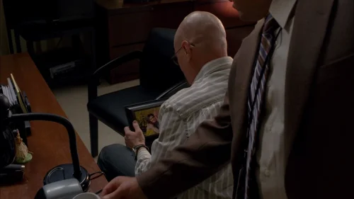 breaking_bad_frames_s5e5_frame_25.webp