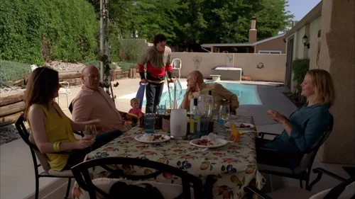 breaking_bad_frames_s5e8_frame_133.webp