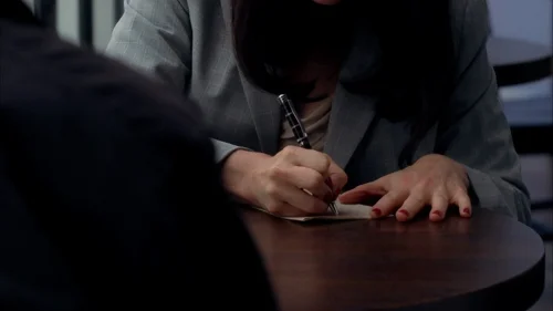 breaking_bad_frames_s5e8_frame_35.webp