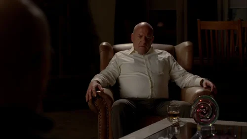 breaking_bad_frames_s5e8_frame_67.webp