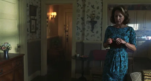 catch_me_if_you_can_frame_1739052522.8129714.webp