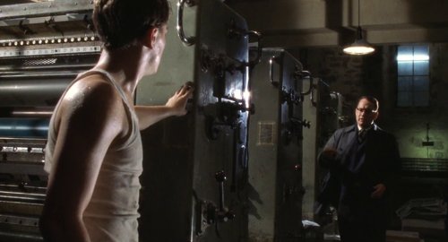 catch_me_if_you_can_frame_1739052552.520025.jpg