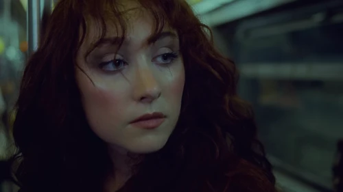chappell_roan___the_subway_official_music_video_frame_136.webp