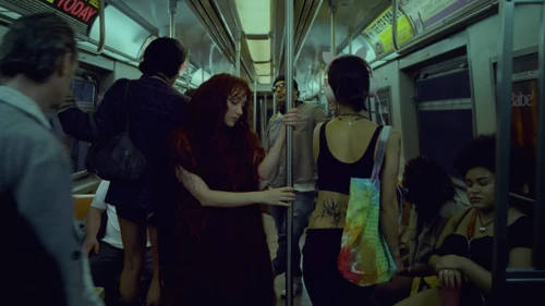 chappell_roan___the_subway_official_music_video_frame_21.webp