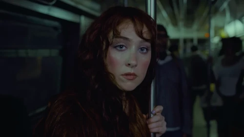 chappell_roan___the_subway_official_music_video_frame_25.webp