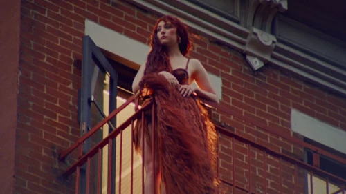 chappell_roan___the_subway_official_music_video_frame_34.webp