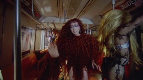 chappell_roan___the_subway_official_music_video_frame_64.webp