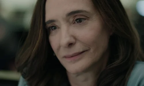 close_your_eyes_frame_1739922132.436782.webp