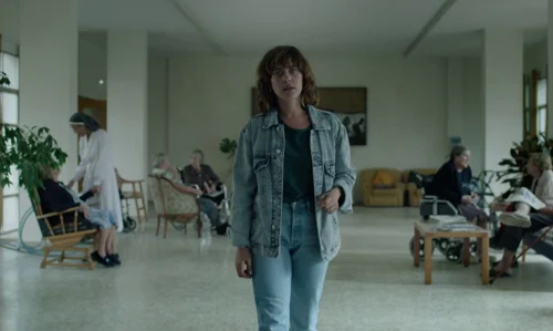 close_your_eyes_frame_1739922379.4835854.webp