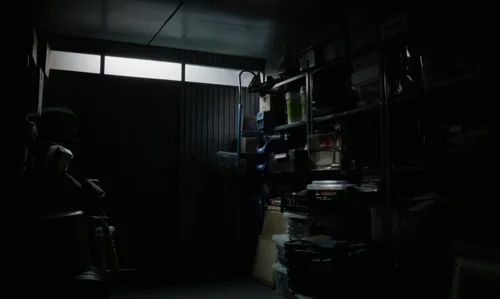 close_your_eyes_frame_1739922247.297795.webp