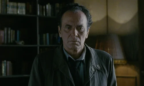 close_your_eyes_frame_1739922495.59029.webp