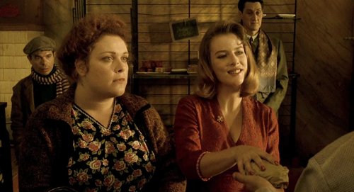 delicatessen_frames_frame_14.jpg