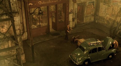 delicatessen_frames_frame_18.jpg