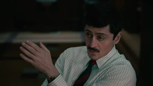 dept._q_frames_s1e8_frame_62.webp
