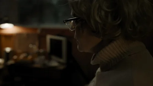 dept._q_frames_s1e8_frame_78.webp