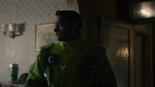 dept._q_frames_s1e1_frame_64.webp