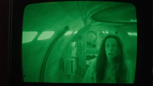 dept._q_frames_s1e2_frame_117.webp