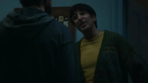 dept._q_frames_s1e2_frame_67.webp